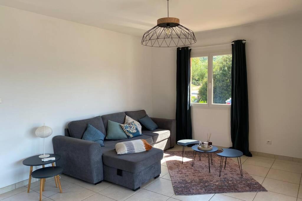 Joli F3 De 60M2 Avec Balcon Leilighet Bastelicaccia Eksteriør bilde